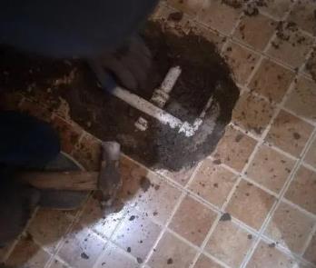 故城卫生间漏水维修公司为您分享下卫生间渗水如何处理及注意事项